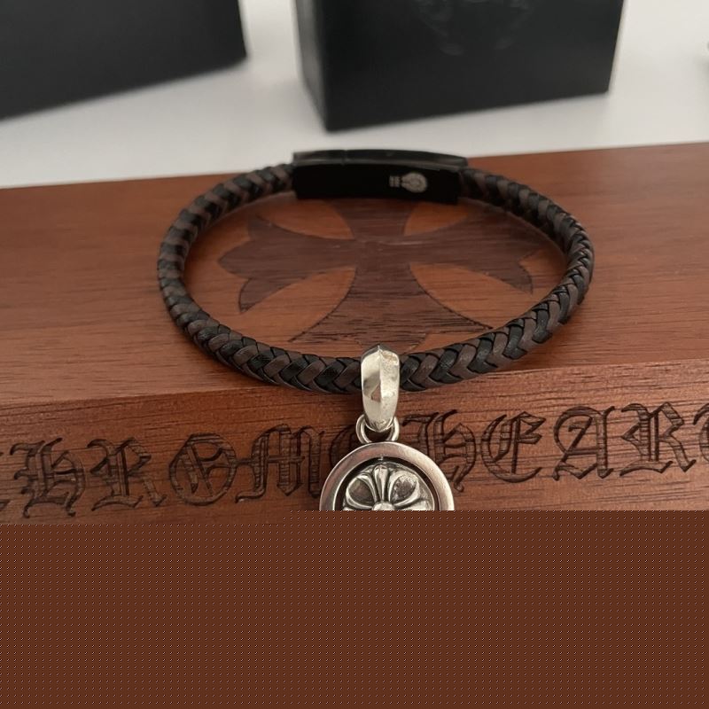Ch**me He**ts bracelets